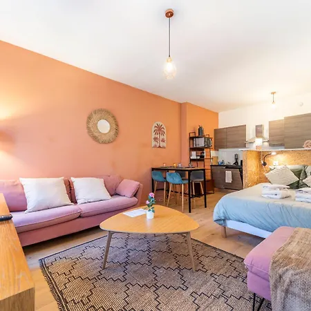 L'annexe - Parking - Wi-fi - Netflix - Metro - Train Station *
