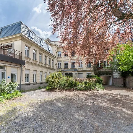 L'annexe - Parking - Wi-fi - Netflix - Metro - Train Station 아파트 투르쿠앵
